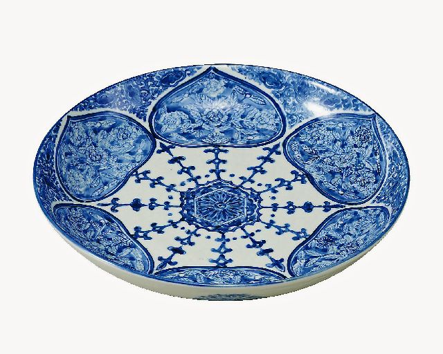 
九谷焼ギフト ご贈答品 御祝い 九谷焼10号盛皿 染付間取花紋 大井孝夫 
