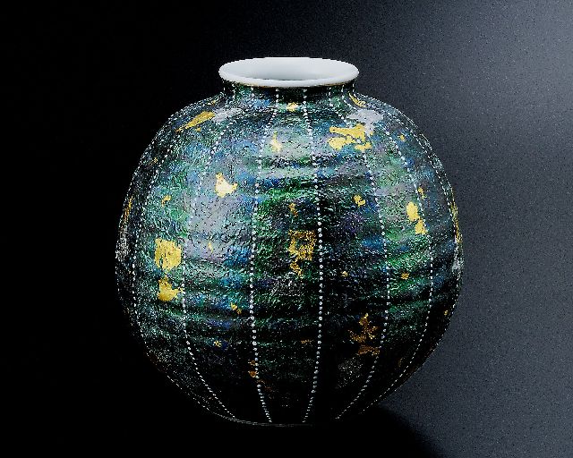 九谷焼作家 ギフト ご贈答品 御祝い九谷焼6号花瓶 黒彩 北村和義 九谷焼販売のうつわの五彩庵 九谷焼作家 ギフト ご贈答品 御祝い九谷焼6号花瓶 黒彩 北村和義 九谷焼販売のうつわの五彩庵