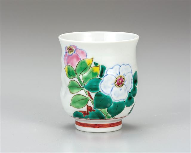 九谷焼ギフト ご贈答品 御祝い 九谷焼湯呑 紅白椿 川田稔 九谷焼販売のうつわの五彩庵